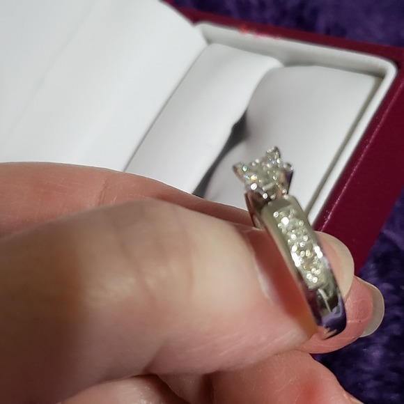 Helzberg Diamonds 14k White Gold Princess Diamond Engagement Ring 💞💎💍 - Picture 17 of 17